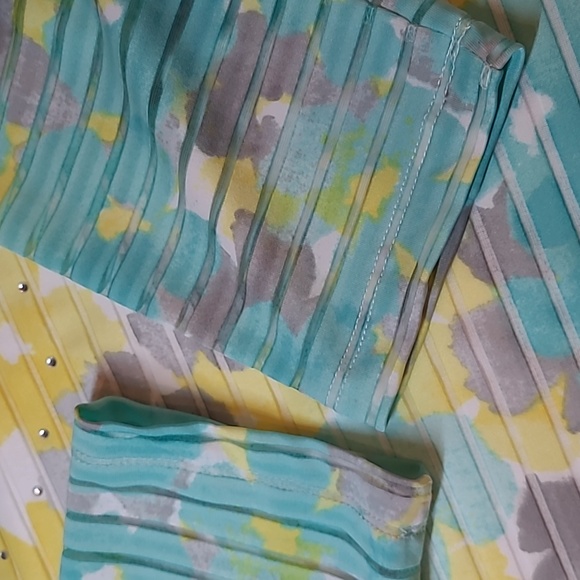 NEW RUBY RD SHEER LINED YELLOW & GREEN FLORAL PULLOVER BLOUSE - Picture 10 of 13